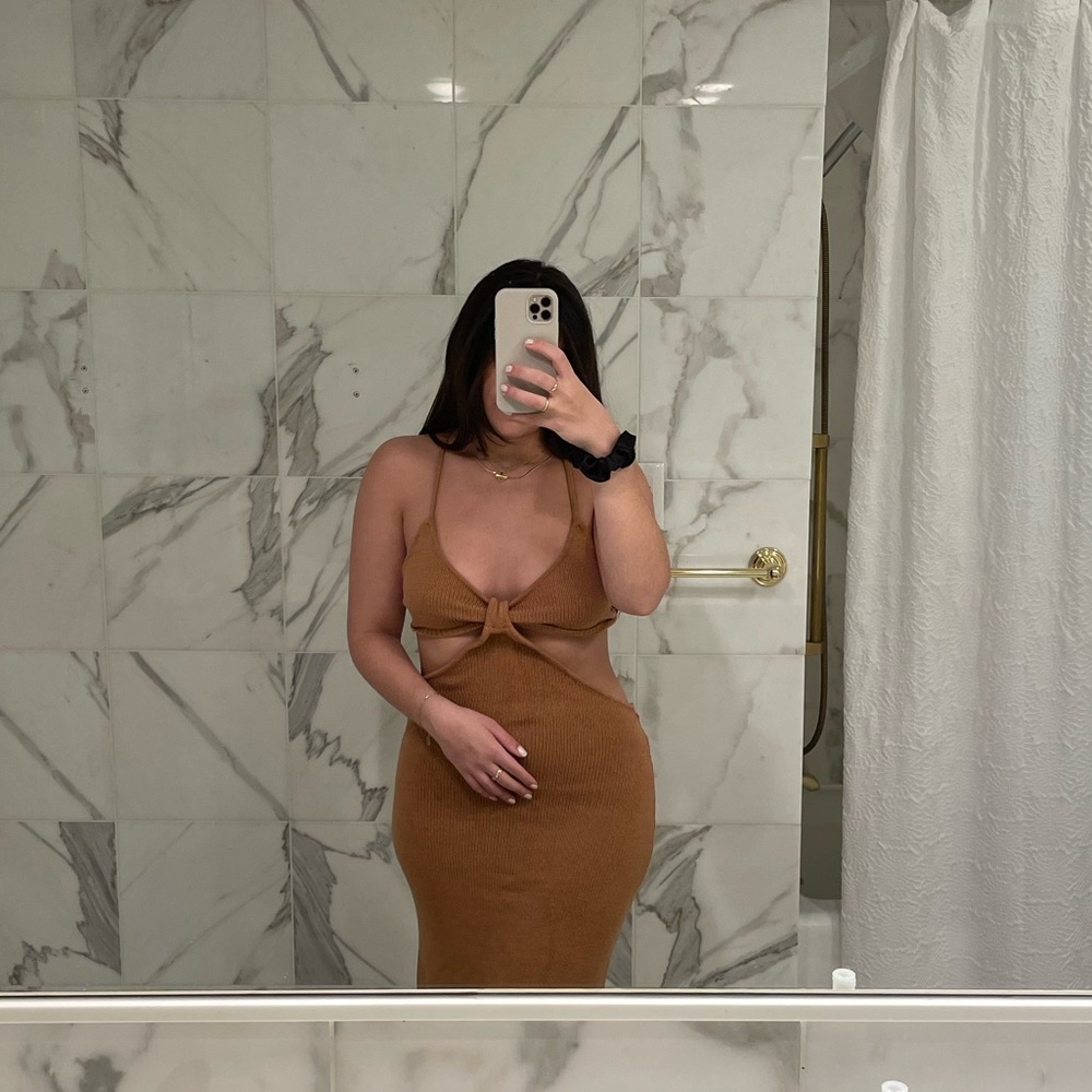 Maxi knit cutout dress